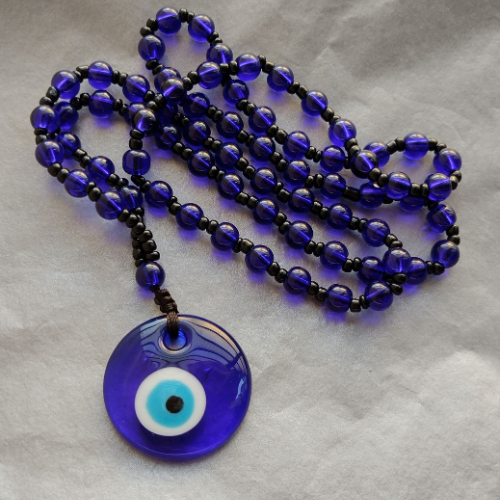 34 Collar Nazar de Cuentas Azules – Protección Ancestral y Camino de Luz