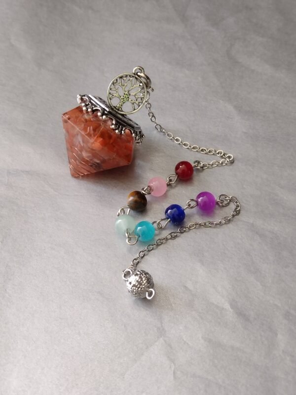 IMG_20251111_140006518 Péndulo Hexagonal de Orgonita con Cornalina — Vitalidad, Pasión y Poder Creativo